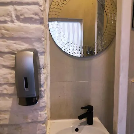 Hoza And Hostal Varsovia
